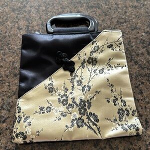Asian style purse